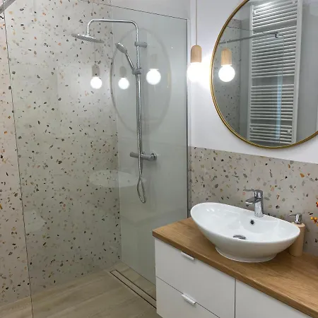 Metro Szwedzka Apple Apartamento Varsovia