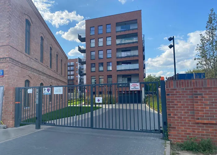 Apartment Metro Szwedzka Apple Warsaw